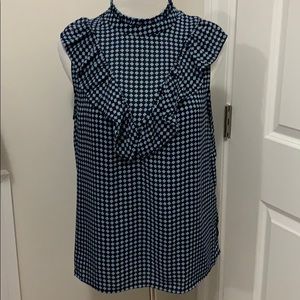 Who what wear sleeveless blouse